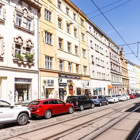 Angel With Large Terrace R6 Homestay Prague